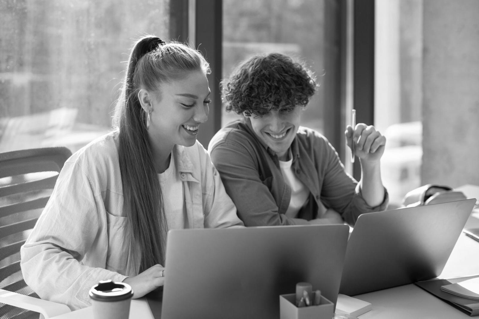 Session d'apprentissage de la terminologie financière avec support pédagogique